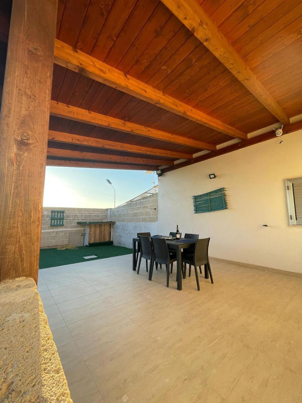Lu Sole, Lu Mare E Lu Ientu Villa Torre Lapillo Dış mekan fotoğraf